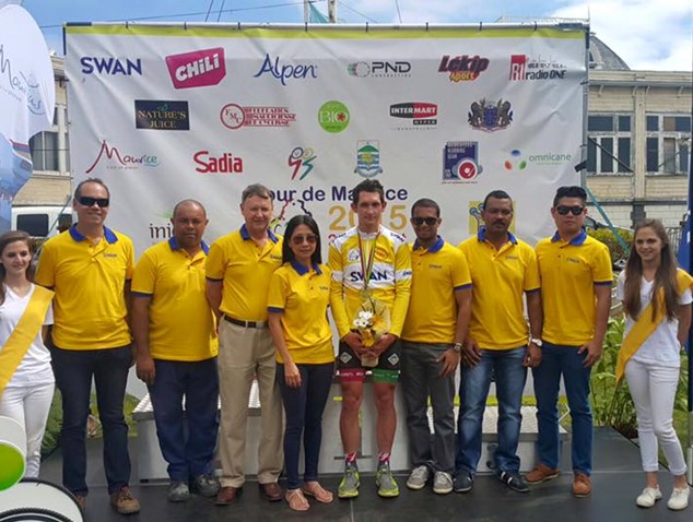 Willie Smit enlève le maillot jaune parrainé par SWAN
